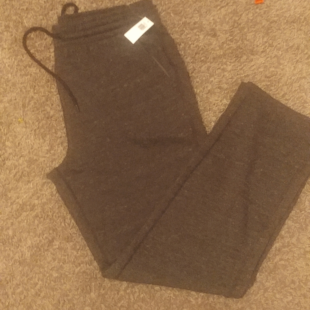 NWT sweatpants